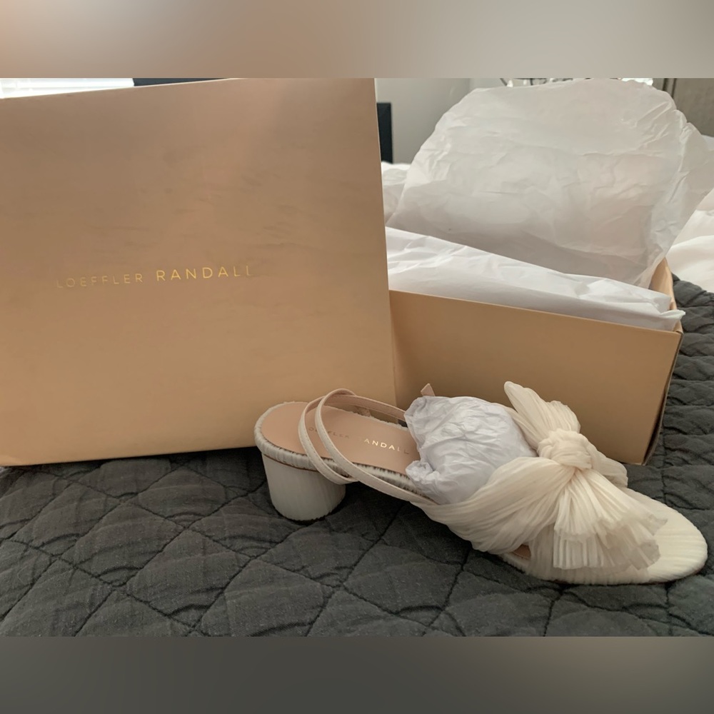 Loeffler Randall Dalia’s